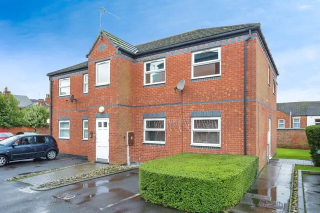 Cambridge Street, Rugby, photo 1