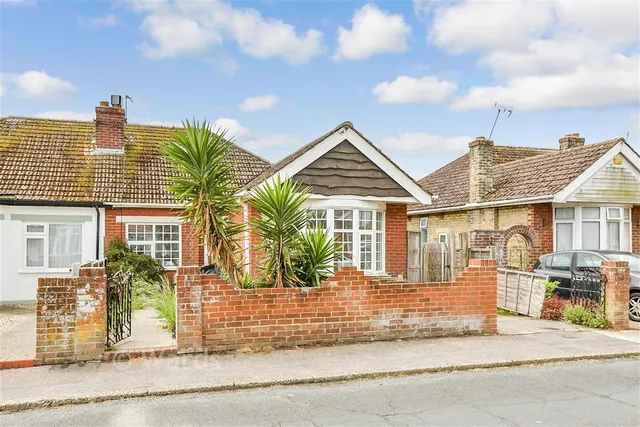 Marrose Avenue, Ramsgate, CT12, photo 1