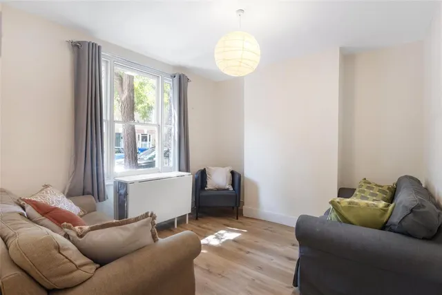 Henshaw Street, London, SE17, photo 2