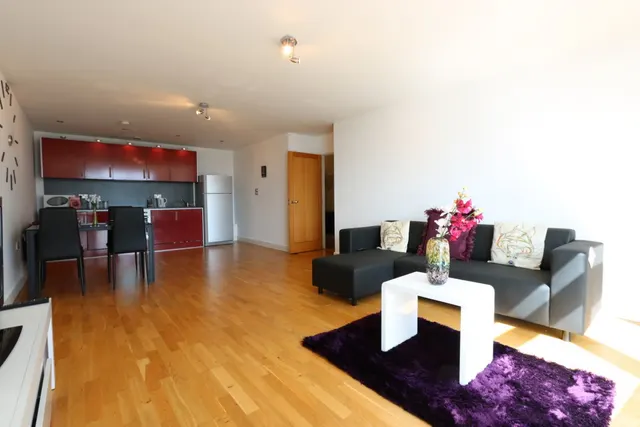 Bute Terrace, Cathays, CF10, photo 1