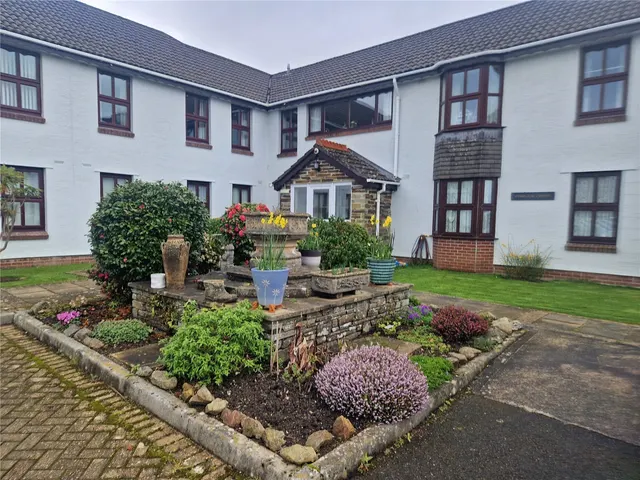 Chisholme Close, St. Austell, PL25, photo 1
