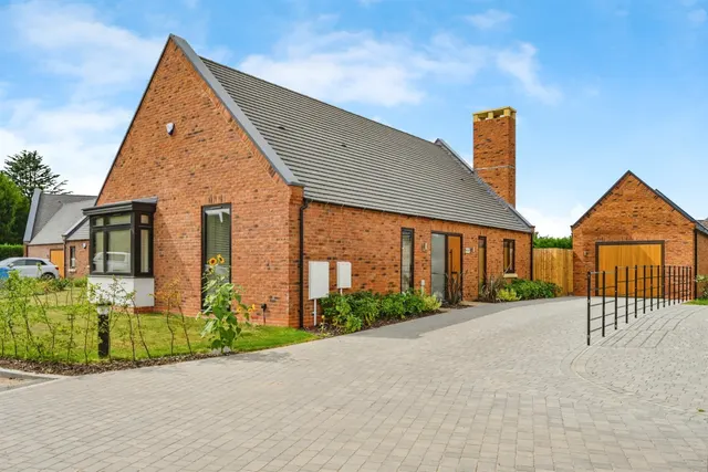 Church Croft, Mickleover, Derby, photo 1