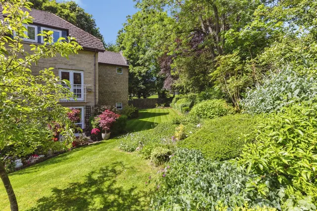 Photo 3 — Beech Street, Bingley