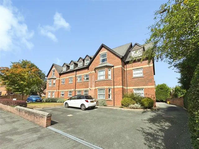 Eversley Park, Chester, CH2, photo 2