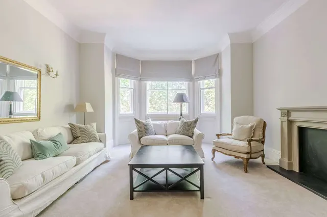Sloane Gardens, London, SW1W 8DJ, photo 1