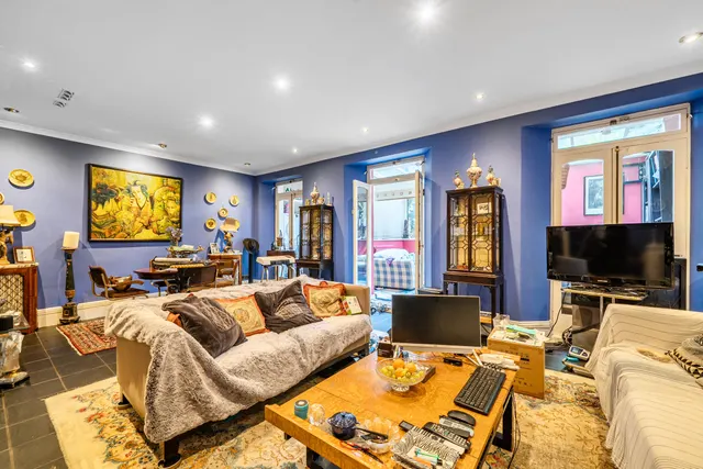 Photo 3 — Flat 2, 56 Penywern Road, London
