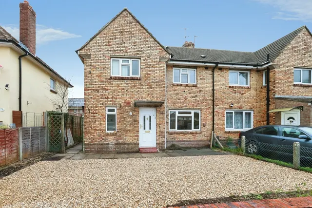 3 bedroom house, Solly Close, Poole, BH12