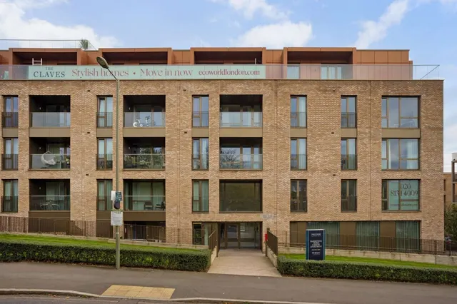 The Claves, 27 Inglis Way, Millbrook Park, London, NW7 1TP, photo 1