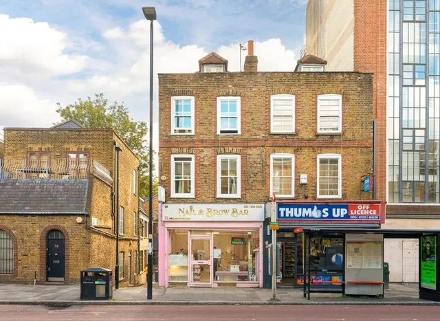 Essex Road, Essex Road, N1, photo 1