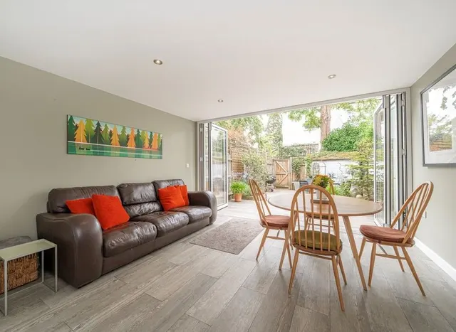 Photo 2 — Fairlawns, East Twickenham, TW1
