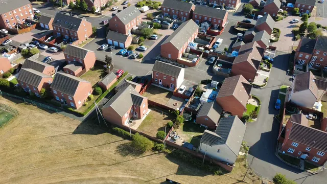 Photo 2 — Cwrt Bergiers, Llanelli, Carmarthenshire SA15