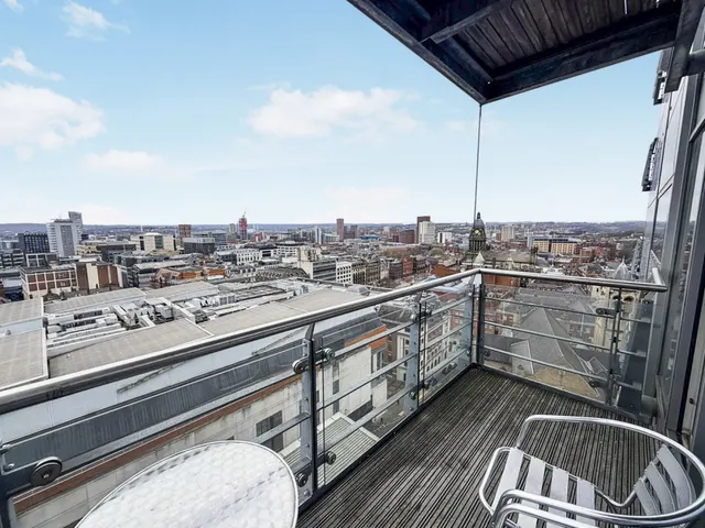 Albion Street, LS2, photo 1