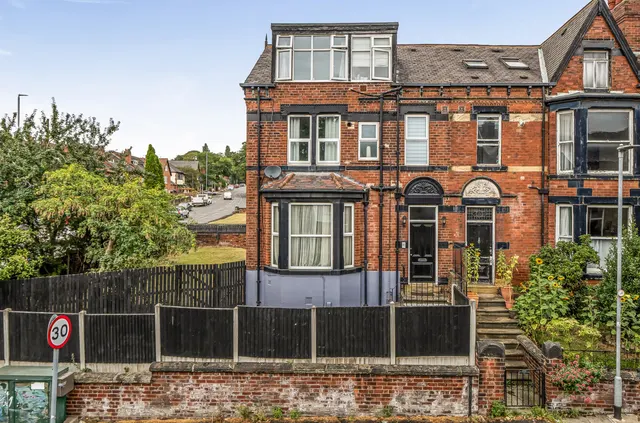 Roundhay Mount, Chapel Allerton, LS8, photo 1