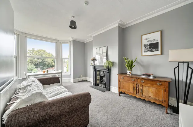 Roundhay Mount, Chapel Allerton, LS8, photo 2