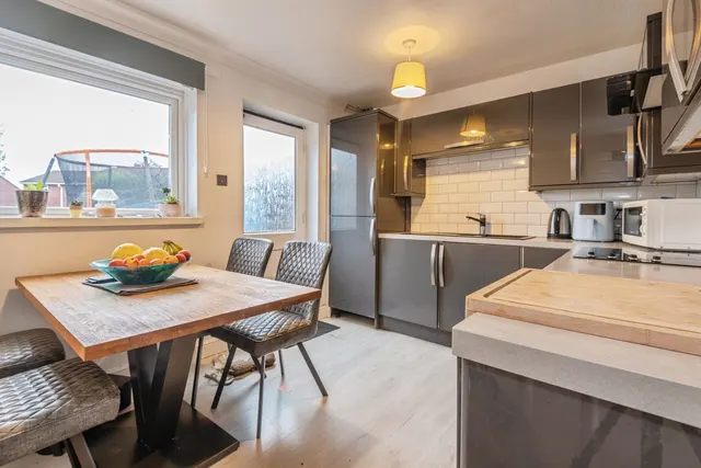 Gill Crescent, Taunton, TA1, photo 2