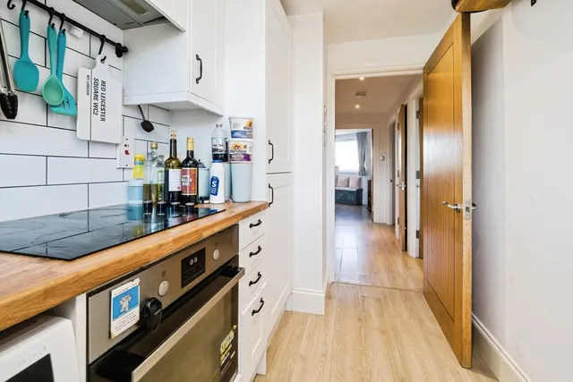 Photo 3 — Belgrave Road, LONDON, London, E11