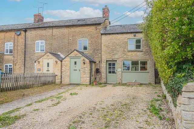 Crudwell, Wiltshire, photo 2