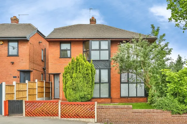 Charlotte Street, Ilkeston, DE7, photo 1
