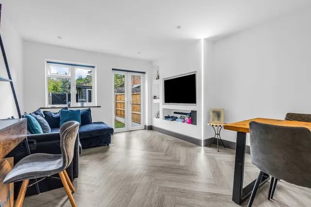 Photo 3 — Wheatsheaf Drive, Ware, SG12 0XS