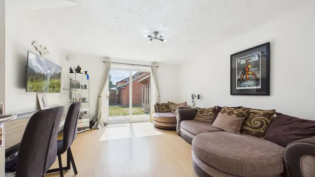 Photo 3 — Wheatsheaf Court, DEEPING ST NICHOLAS, PE11