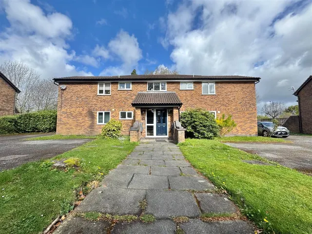 Brackenwood Mews, Wilmslow, SK9, photo 1