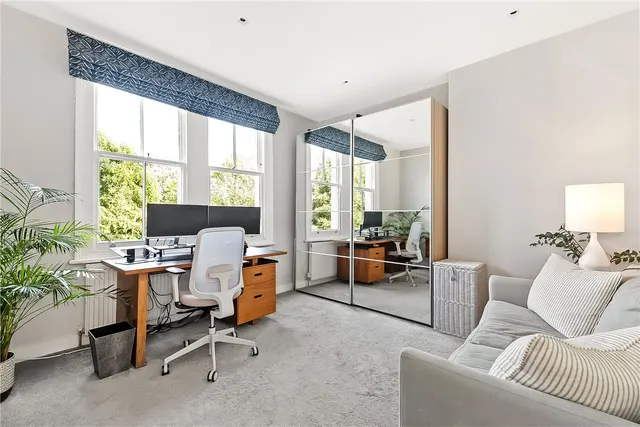 Lyford Road, London, SW18, photo 3