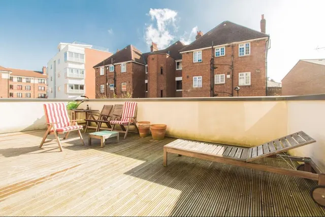 Dunn Street, E8, photo 1