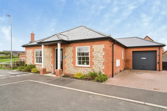 Photo 2 — Partridge Way, Holt