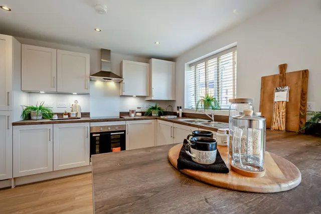 Photo 2 — Plot 295, (THE LONGFORD), Sketchley Meadows, Heart of England Way, Nuneaton, CV11