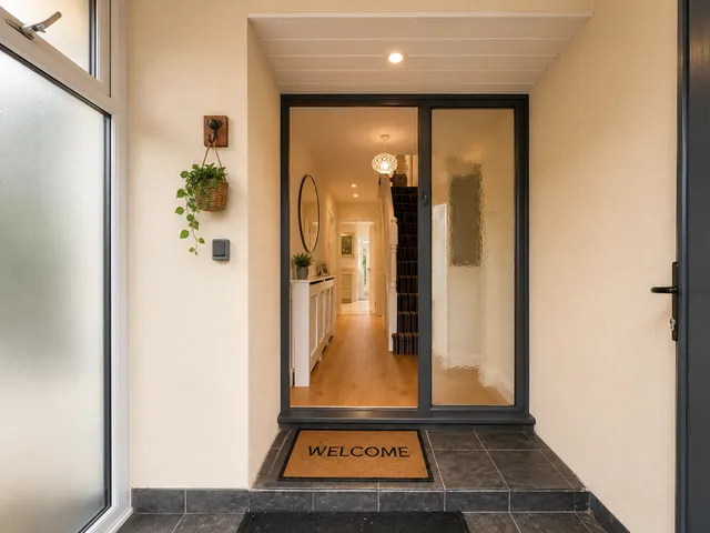 Plymouth Drive, Bramhall, SK7, photo 3