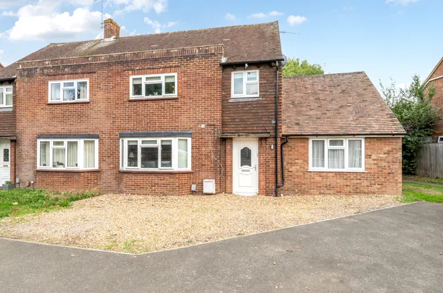 Hazel Avenue, Guildford, GU1, photo 1