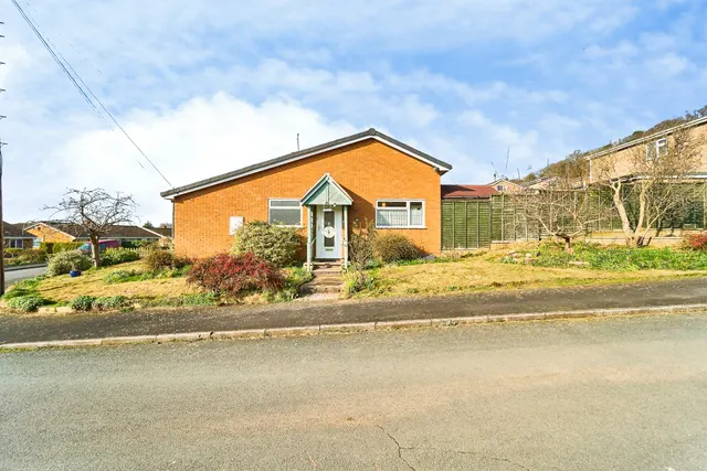 Oaklands, Bridgnorth, WV15, photo 3