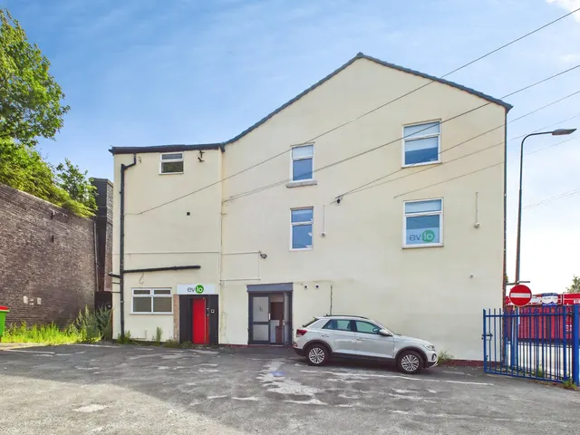 Wallgate, Wigan, WN3, photo 1