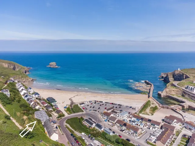 Battery Hill, Portreath, TR16, photo 1