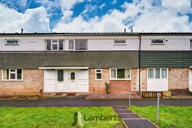 101 Doverdale Close, Redditch, photo 1