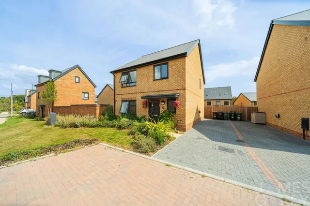 Everard Road, Greenhithe, DA9, photo 1
