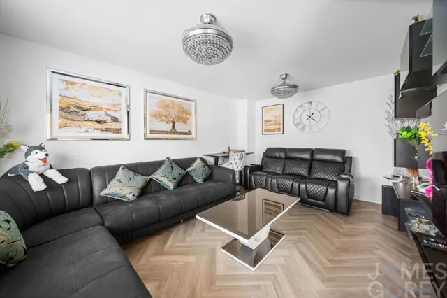 Everard Road, Greenhithe, DA9, photo 2