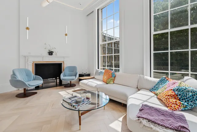 Photo 2 — Great Cumberland Place, Marylebone, London