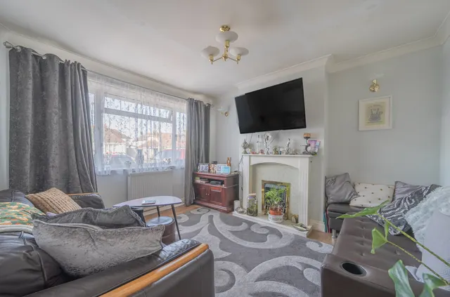 Ingleside Crescent, Lancing, BN15, photo 2