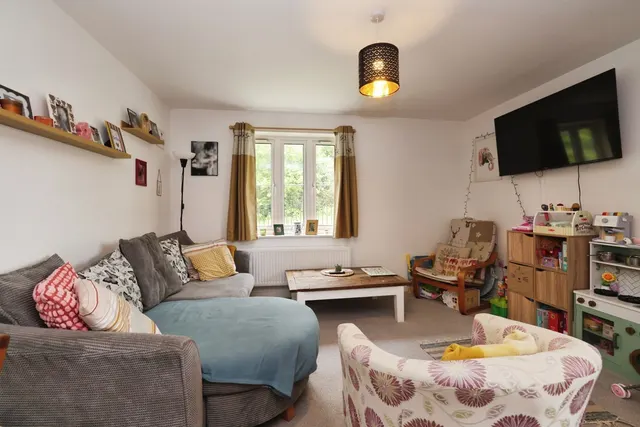 Brodie Rise, Salisbury, SP2, photo 3