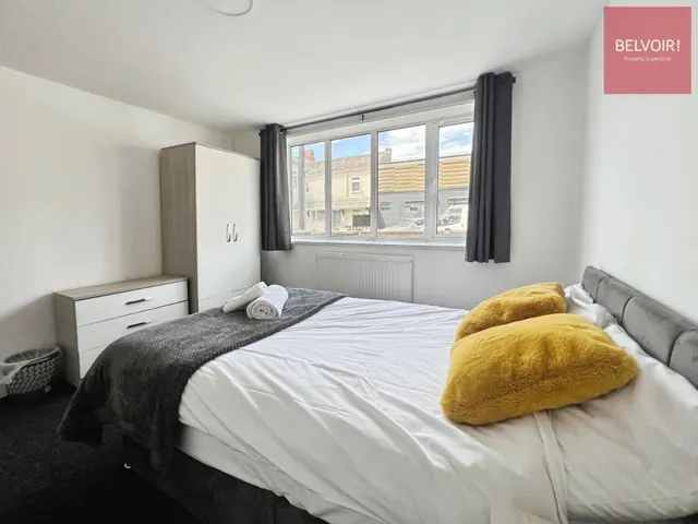 Photo 2 — Grimsby Road, Cleethorpes, DN35