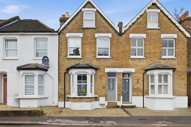 West Grove, Woodford Green, IG8, photo 1