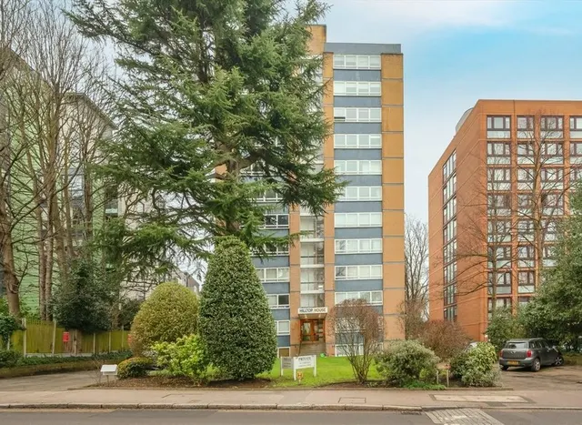Hornsey Lane, Highgate, N6, photo 1