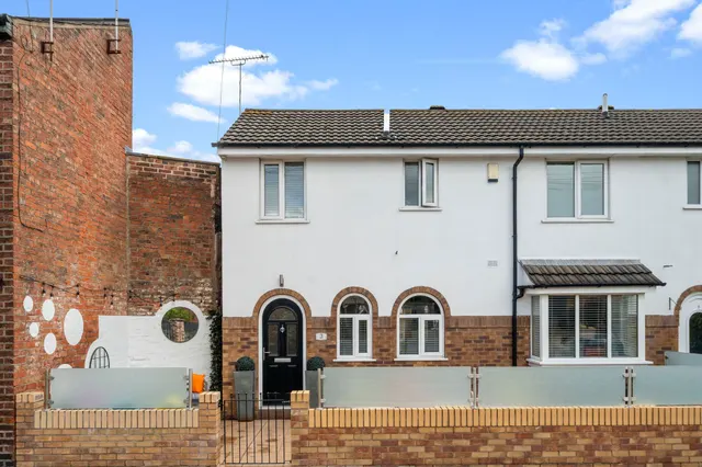 The Courtyard, Newton-Le-Willows, Newton-Le-Willows, WA12 9TP, photo 1