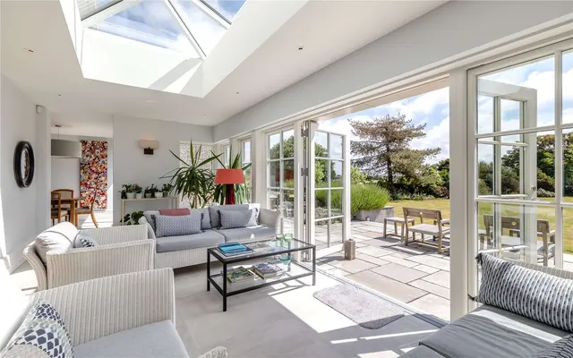 Photo 3 — Stanley Road, Hoylake, Wirral, Merseyside, CH47 1HN