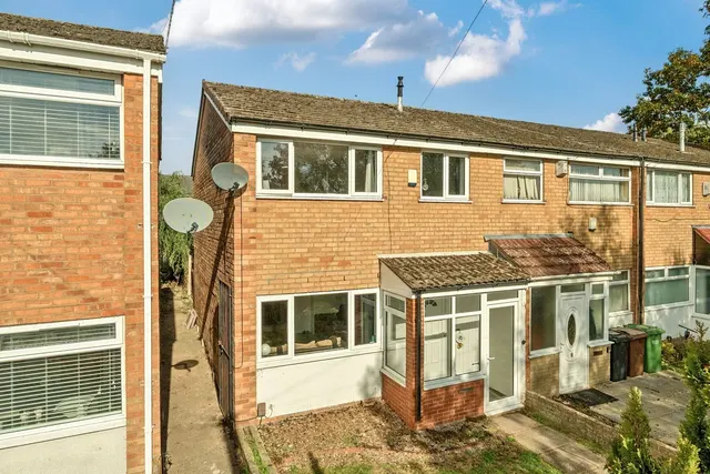 Kew Close, Birmingham, B37, photo 2
