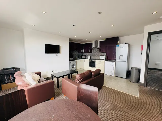 Roker Avenue, Sunderland, SR6, photo 2