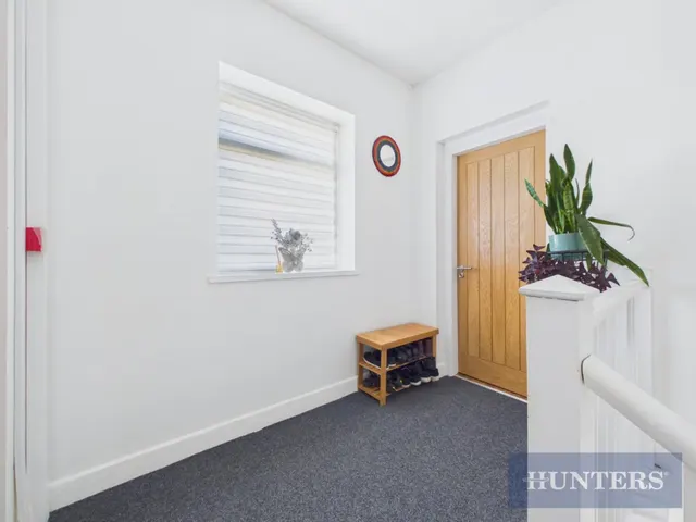 Sandybed Lane, Scarborough, YO12, photo 3