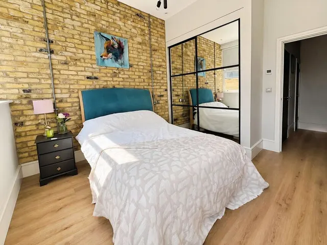 Photo 3 — Crickett House, Plassy Road, SE6