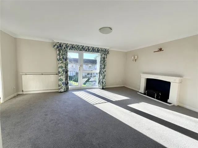 Belmore Lane, Lymington, photo 3